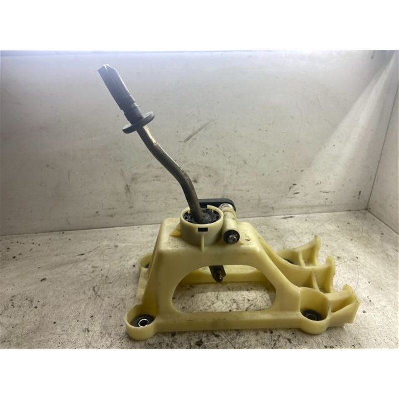 SUZUKI SWIFT III Váltókar (Mechanikus)