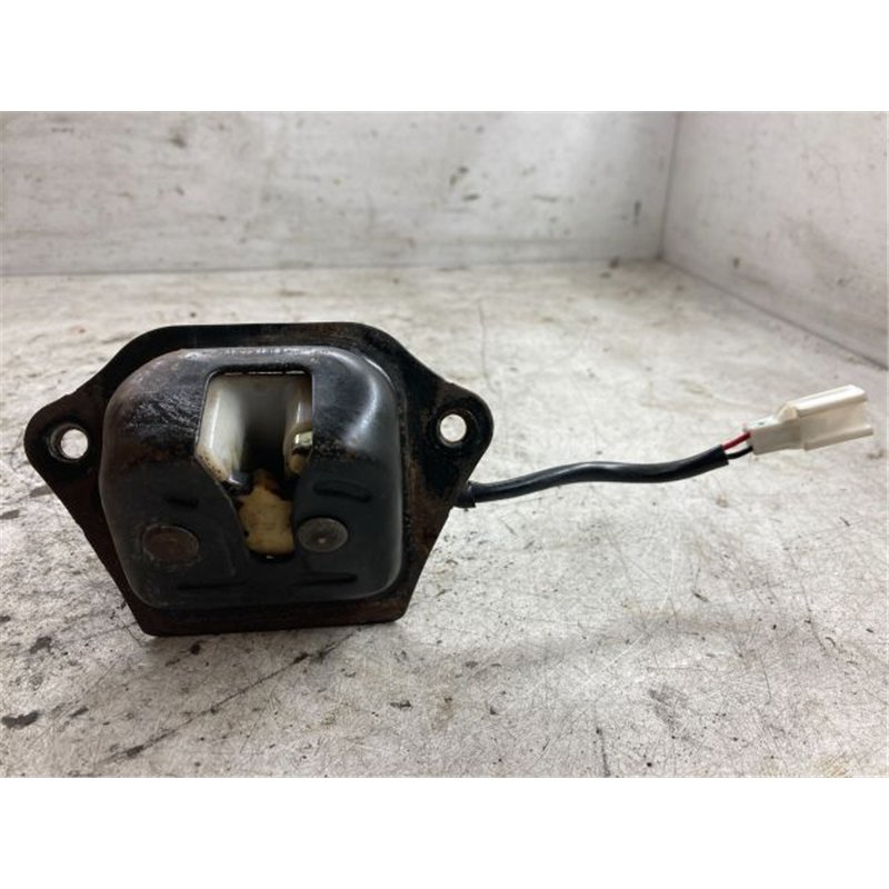 NISSAN ALMERA II Csomagtérajtó Zárszerkezet