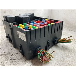 FORD FIESTA V Biztosítéktábla Doboz