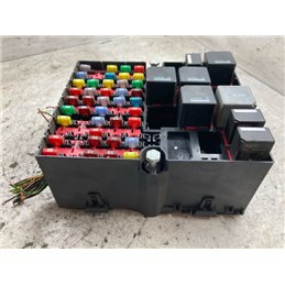 FORD FIESTA V Biztosítéktábla Doboz