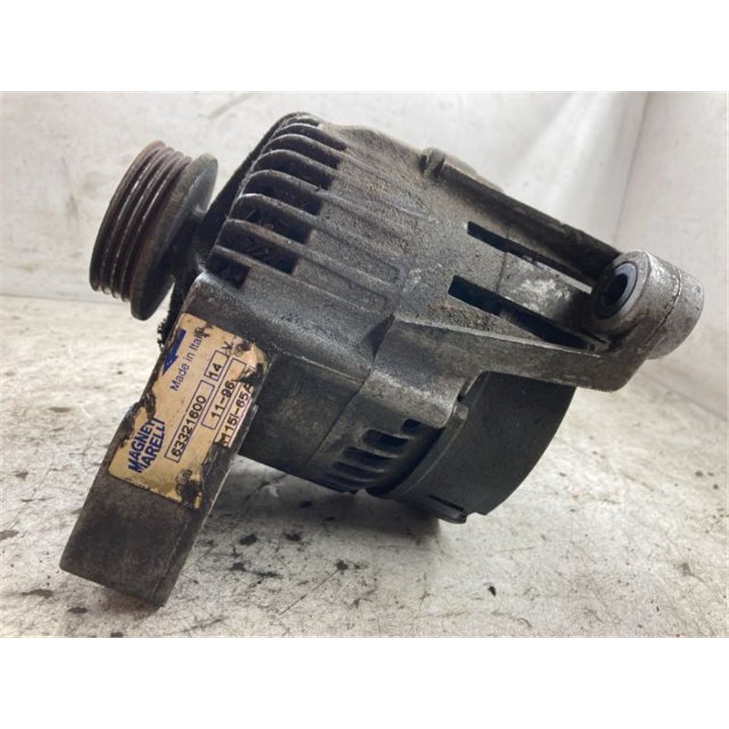 FIAT STILO Generátor