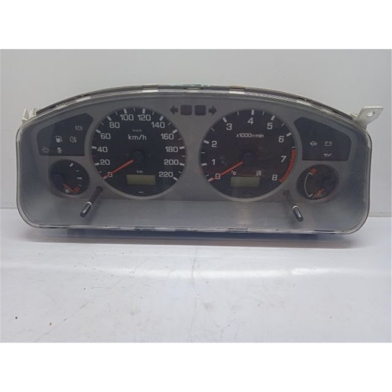 NISSAN PRIMERA Kilométeróra