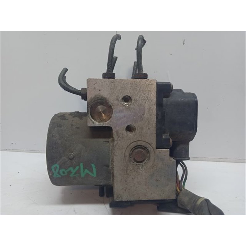 NISSAN PRIMERA ABS Kocka