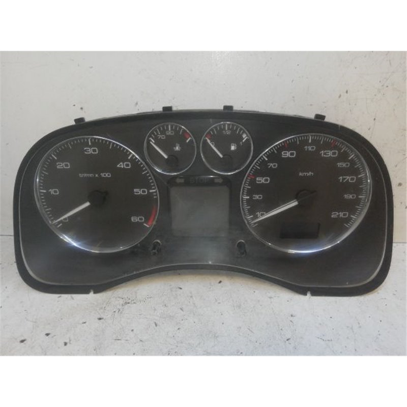 PEUGEOT 307 Kilométeróra