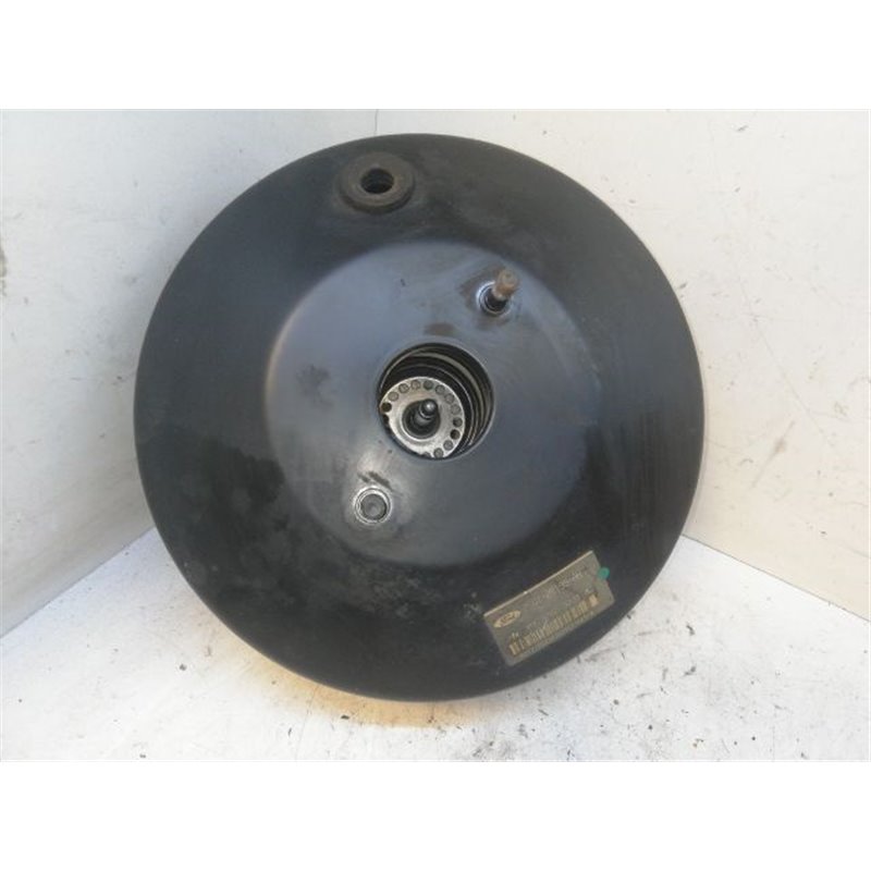 FORD FIESTA V Fékrásegítő