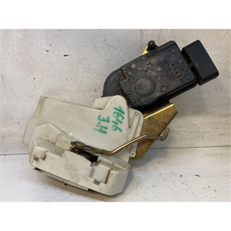 SUZUKI IGNIS II Jobb hátsó Ajtózár