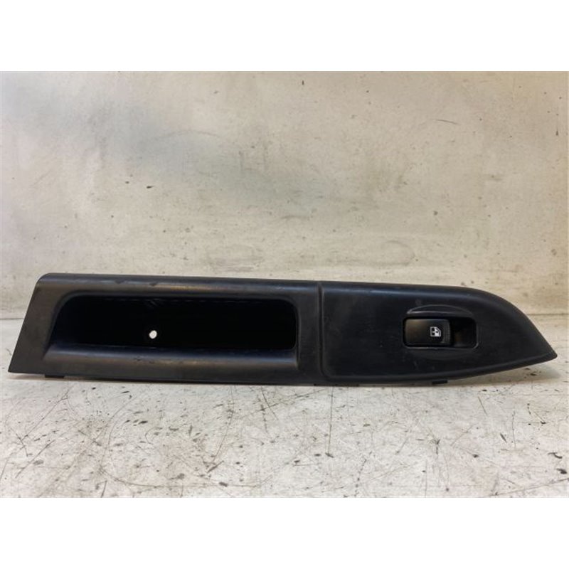 HYUNDAI GETZ Jobb első Ablakemelő Kapcsoló