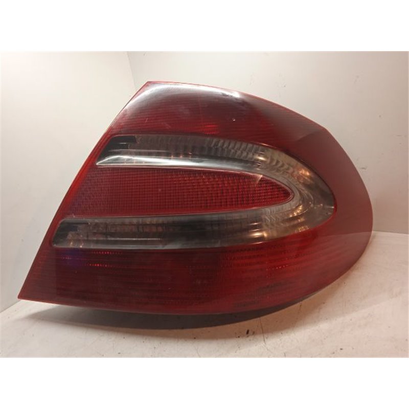 MERCEDES-BENZ CLK Jobb Hátsó Lámpa