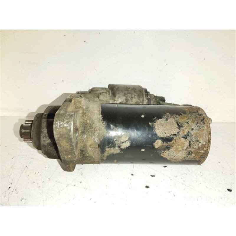 VW TOURAN Önindító