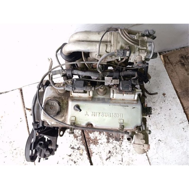 MITSUBISHI SPACE STAR Motor (Fűzött blokk hengerfejjel)