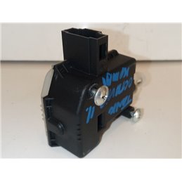 SKODA OCTAVIA II Központizár Motor Tankajtó