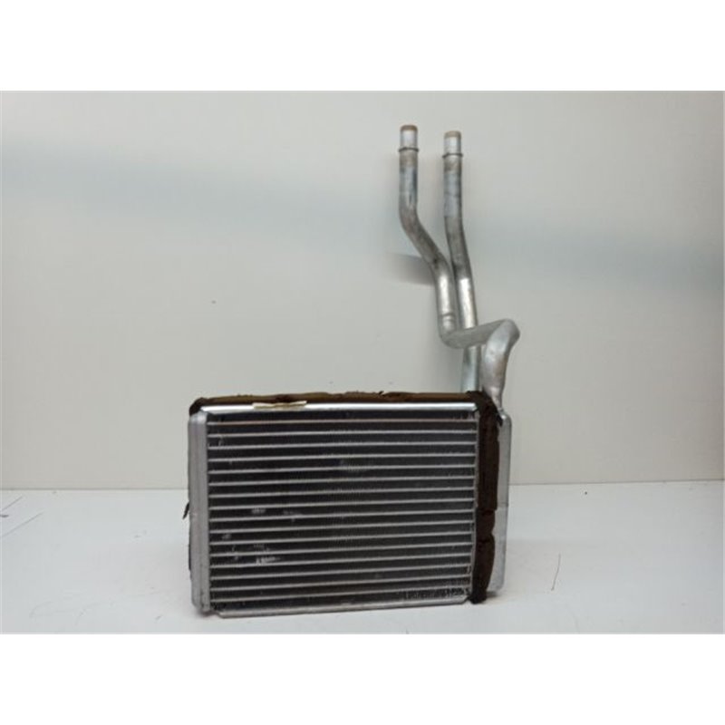 FORD FIESTA V Fűtőradiátor