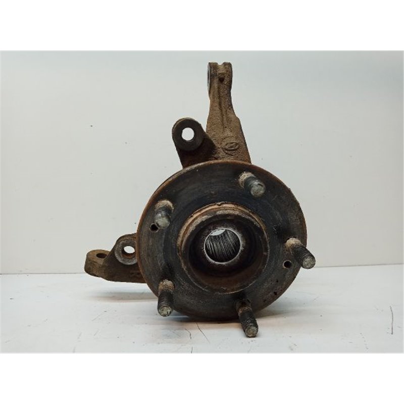 KIA PRO Jobb első Csonkállvány Kerékaggyal