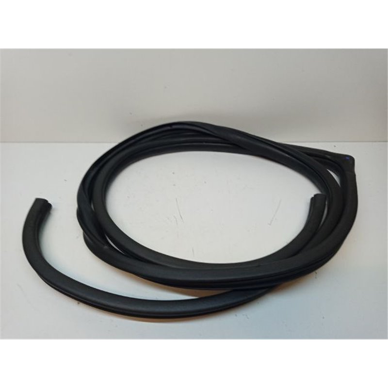 KIA PRO Jobb első Gumikéder