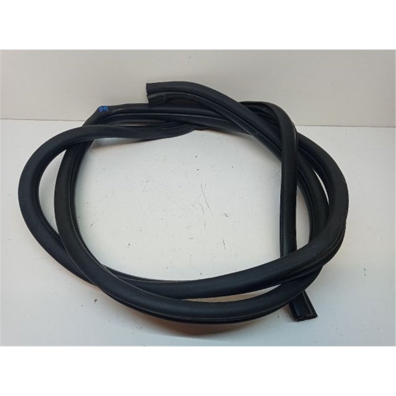 KIA CEED Bal hátsó Gumikéder