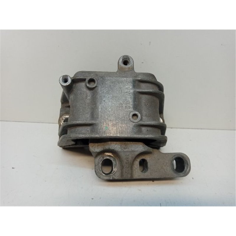 VW JETTA Motor Tartó Bak Jobb