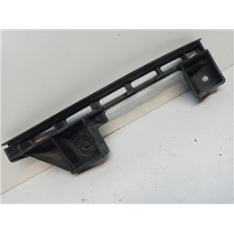 VW TOURAN Bal első Lökhárító Tartó (Műanyag)