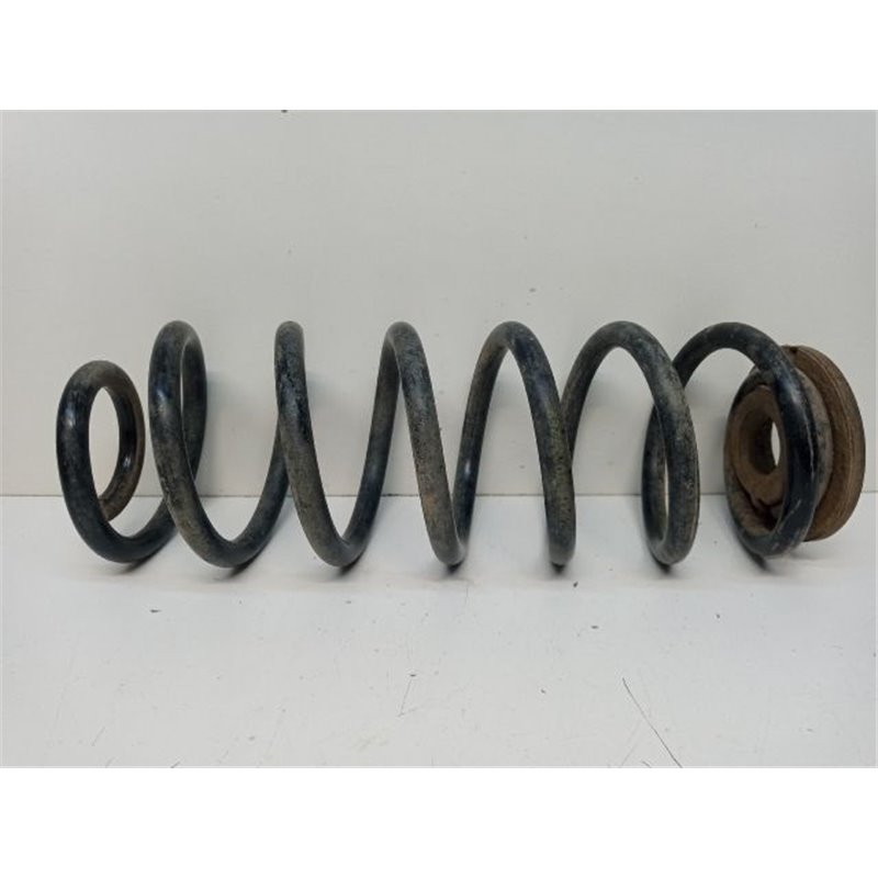 VW TOURAN Bal hátsó Rugó