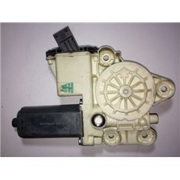 TOYOTA AVENSIS T25 Jobb hátsó Ablakemelő Motor