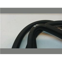 SUBARU FORESTER Bal hátsó Gumikéder