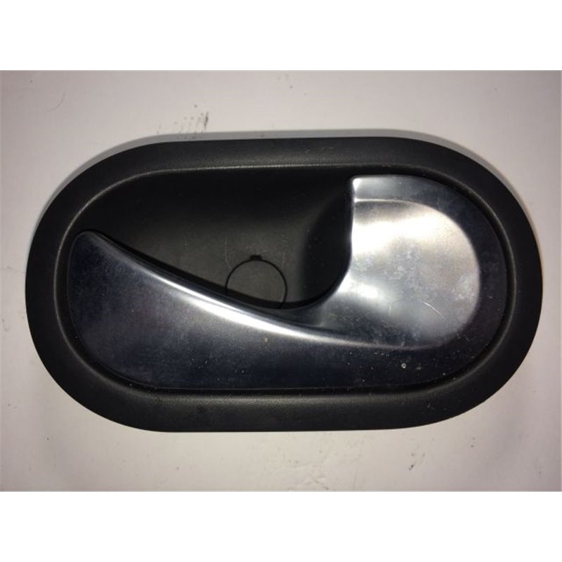 RENAULT CLIO III Jobb első Belső Kilincs