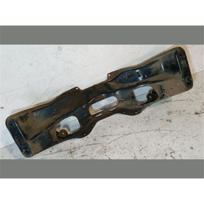 SUBARU FORESTER Első Bölcső