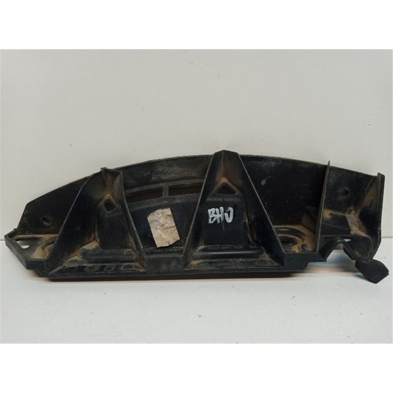 SKODA OCTAVIA II Bal hátsó Oldal Lökhárító Tartó (Műanyag)