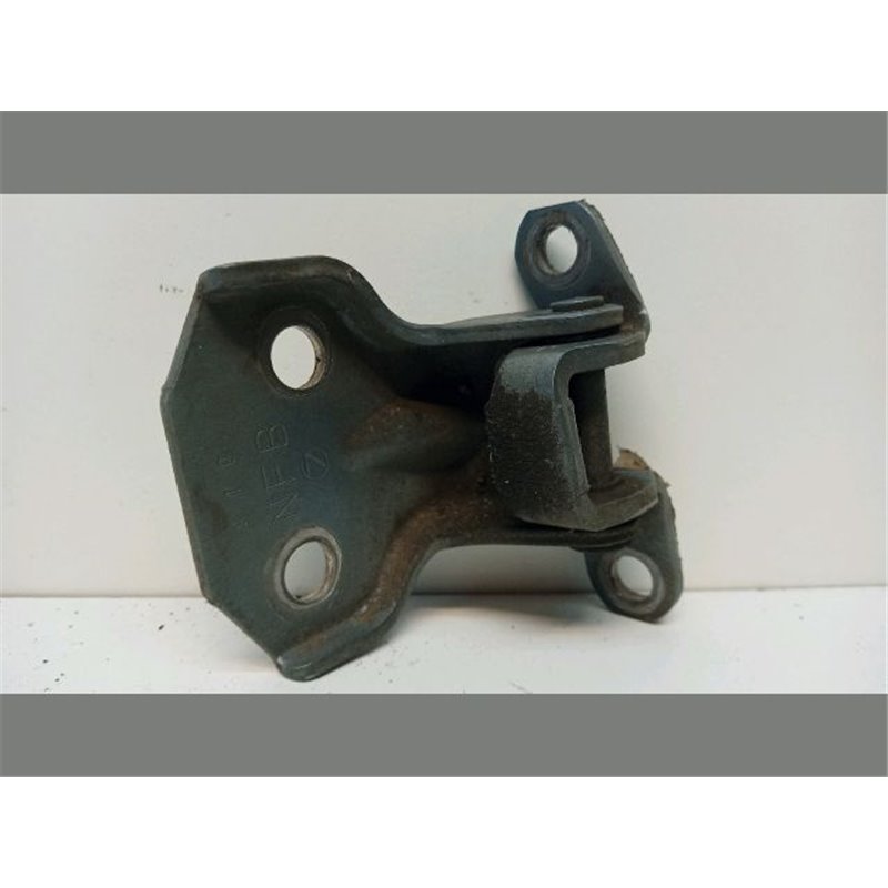 SUBARU FORESTER Bal első Felső Zsanér