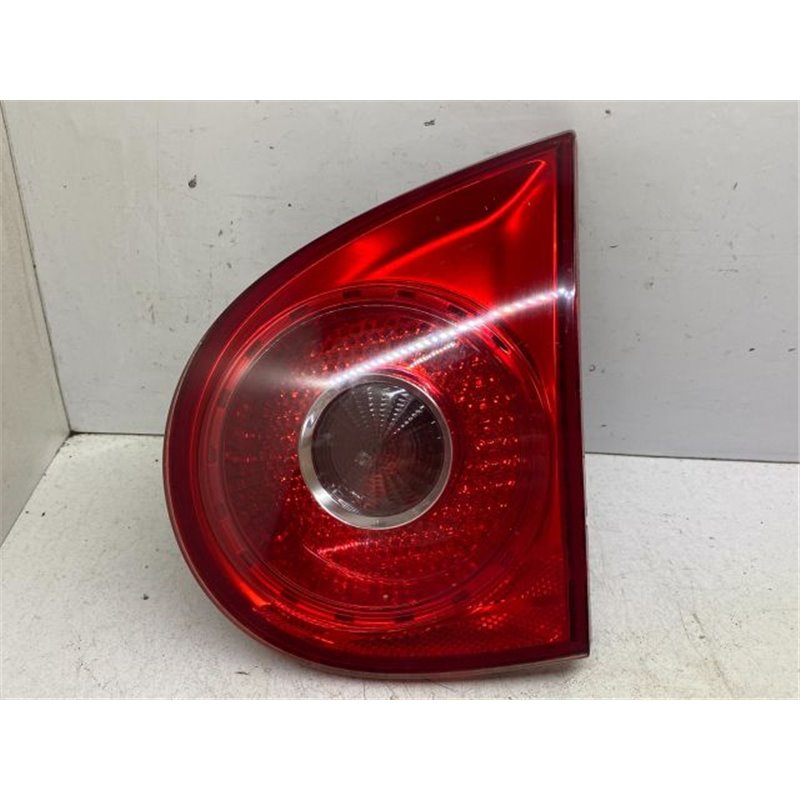 VW GOLF V Jobb Belső Hátsó Lámpa