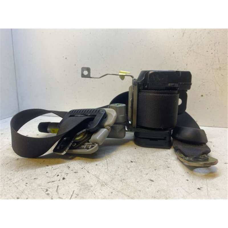 MITSUBISHI SPACE STAR Jobb első Biztonsági Öv