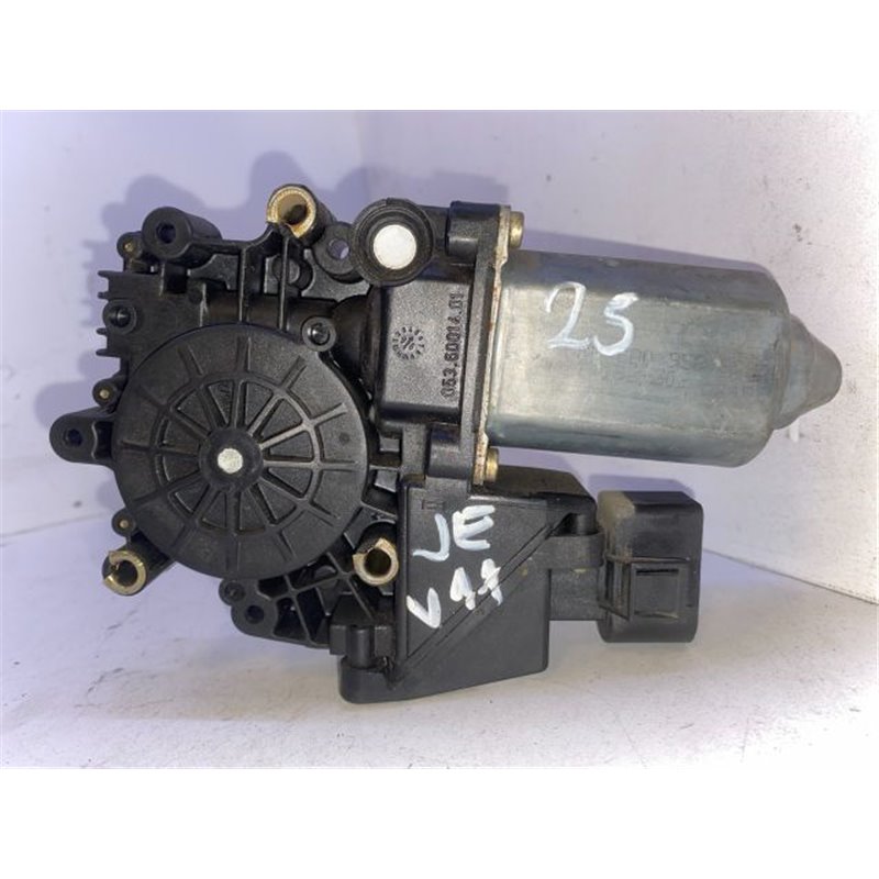 AUDI A4 B5 Jobb első Ablakemelő Motor