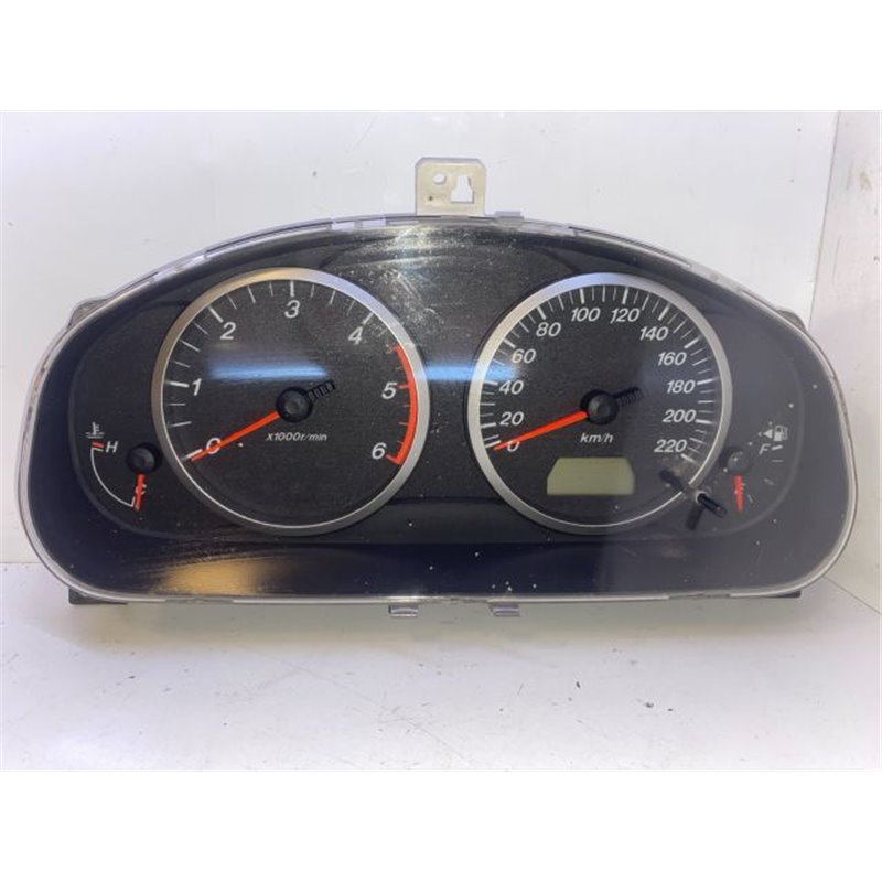 MAZDA 2 Kilométeróra