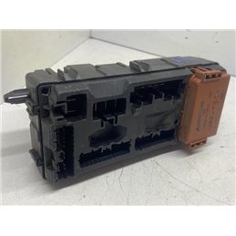 MITSUBISHI CARISMA Biztosítéktábla Doboz