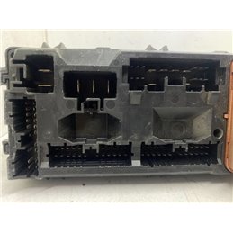 MITSUBISHI CARISMA Biztosítéktábla Doboz