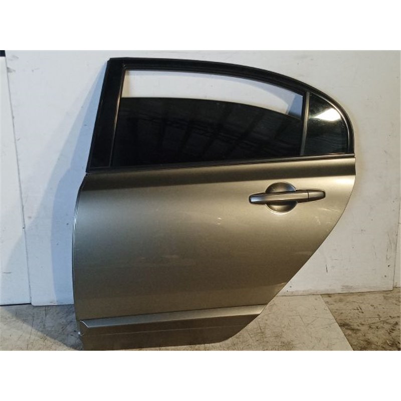 HONDA CIVIC VIII Bal hátsó Ajtó (Részeivel)