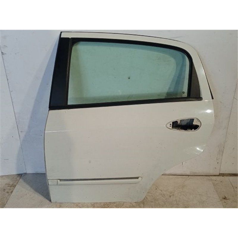 FIAT PUNTO EVO Bal hátsó Ajtó (Részeivel)