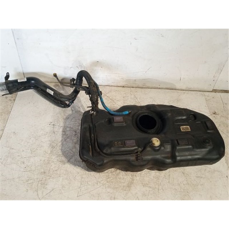 FIAT PUNTO EVO Tank