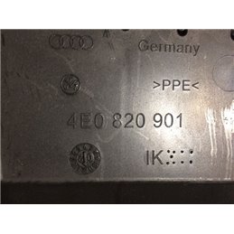 AUDI A8 Bal Szellőző