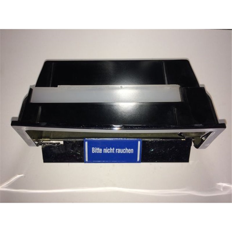 AUDI A8 Első Hamutartó