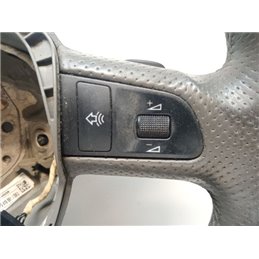 AUDI A8 Multikormány