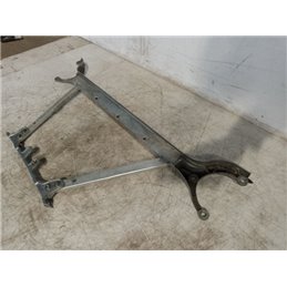 AUDI A8 Toronymerevítő