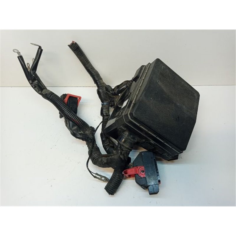 MITSUBISHI ASX Biztosítéktábla Motortér