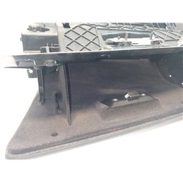 BMW 3 E91 Kesztyűtartó