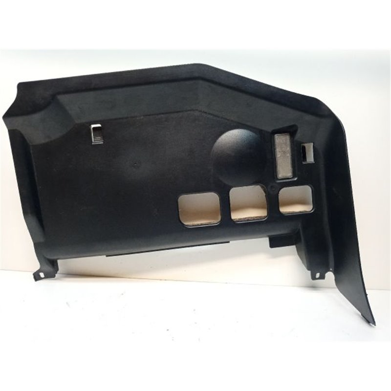 BMW 3 E91 Jobb Alsó Műszerfal Burkolat