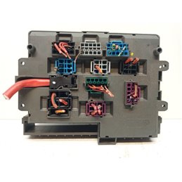 BMW 3 E91 Biztosítéktábla Utastér