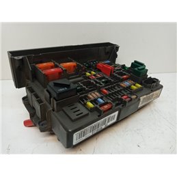 BMW 3 E91 Biztosítéktábla Utastér