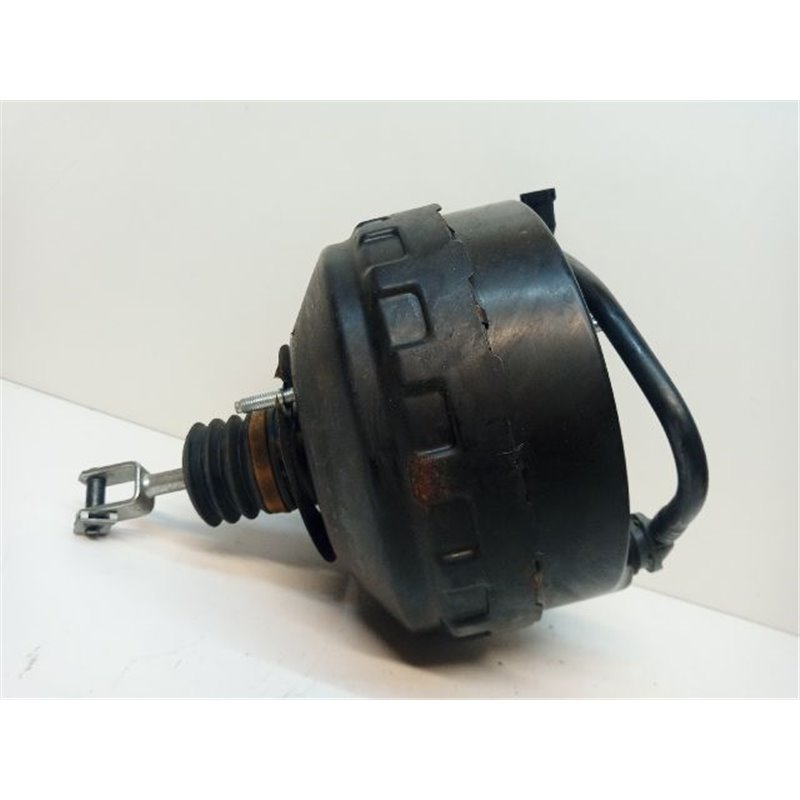 BMW 3 E91 Fékrásegítő