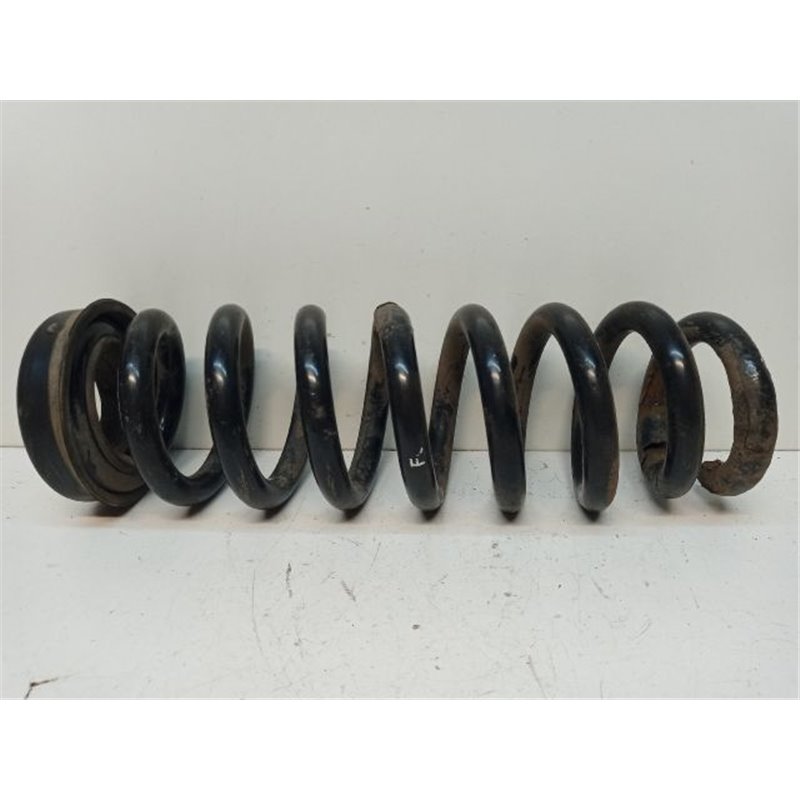 BMW 3 E91 Bal hátsó Rugó