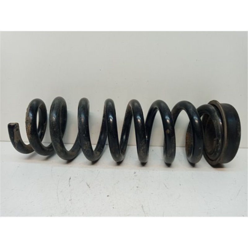 BMW 3 E91 Jobb hátsó Rugó