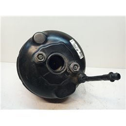 AUDI A8 Fékrásegítő